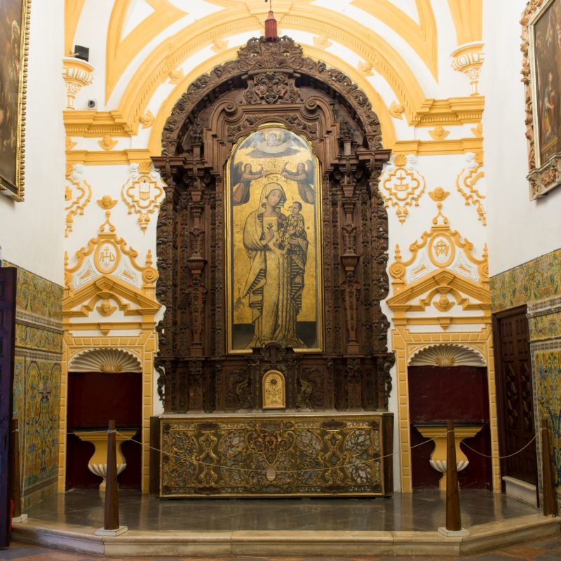 Capilla Palacio Gótico. Virgen de la Antigua baja